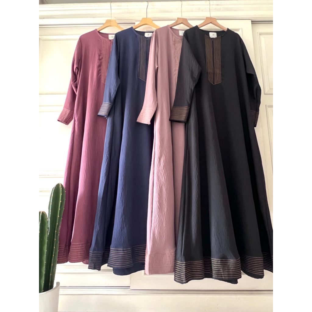 Medina , Daily List  SALURA | Seinaa Hijab - Gamis Abaya Airflow Premium