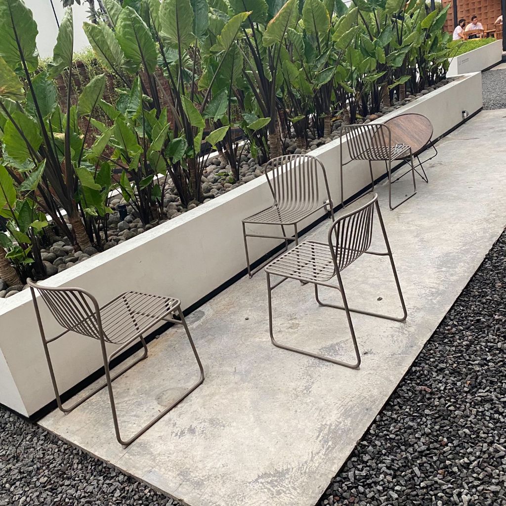 Kursi Besi Cafe Minimalis