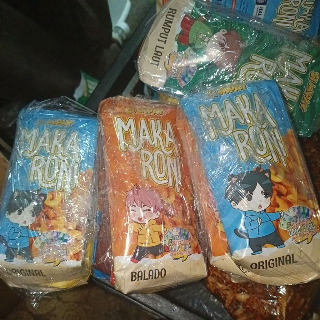 

makaroni random 1paket isi 5