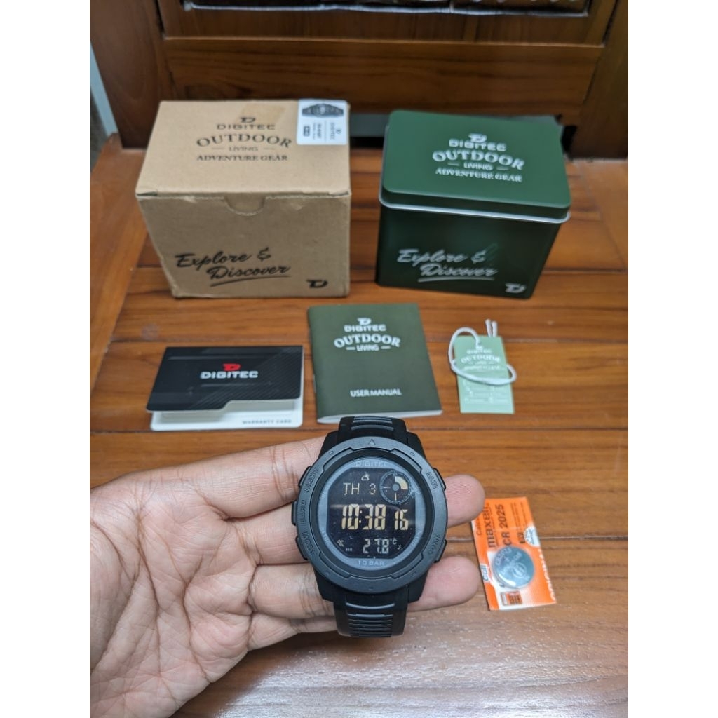 Digitec DS-8100T 8100 Jam tangan gunung Outdoor watch Altimeter Barometer Compas Suhu
