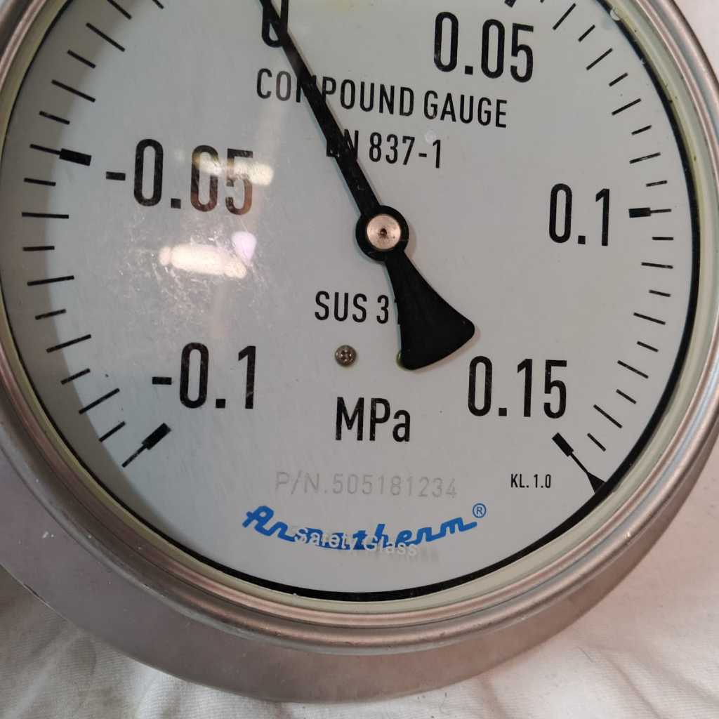 Compound Gauge Payung ARMATHERM 6" SS 316 EN837-1 -0.1+0.15MPa 1/2"NPT
