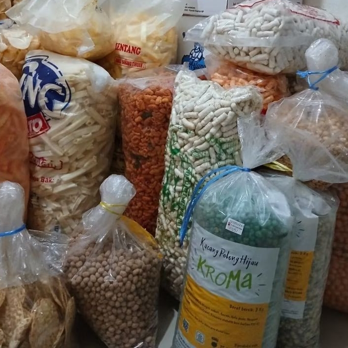 Snack Kiloan | Snack Bal-balan | Makanan ringan | Murah Enak Gurih Pedas Asin Manis | Camilan Cemila