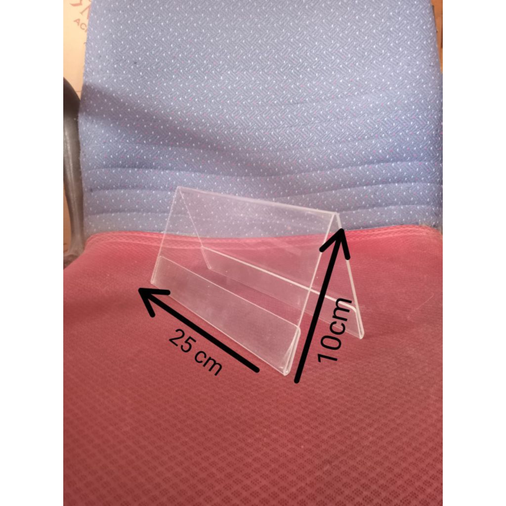 

papan nama segitiga uk 10x25cm