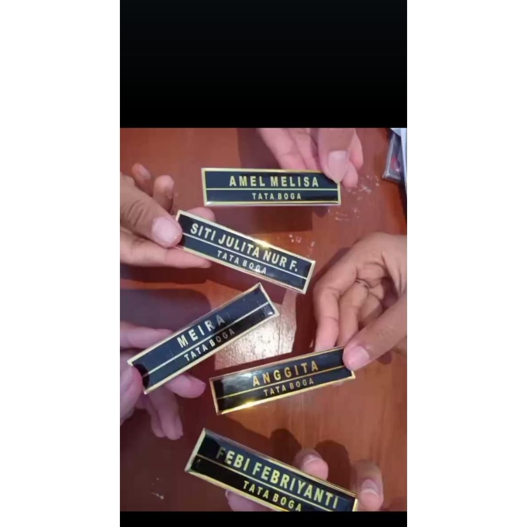 

name tag dada custom