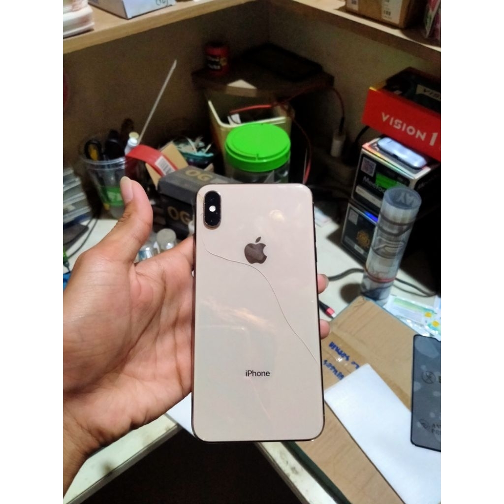 iPhone Xs Max inter 128gb lock iCloud