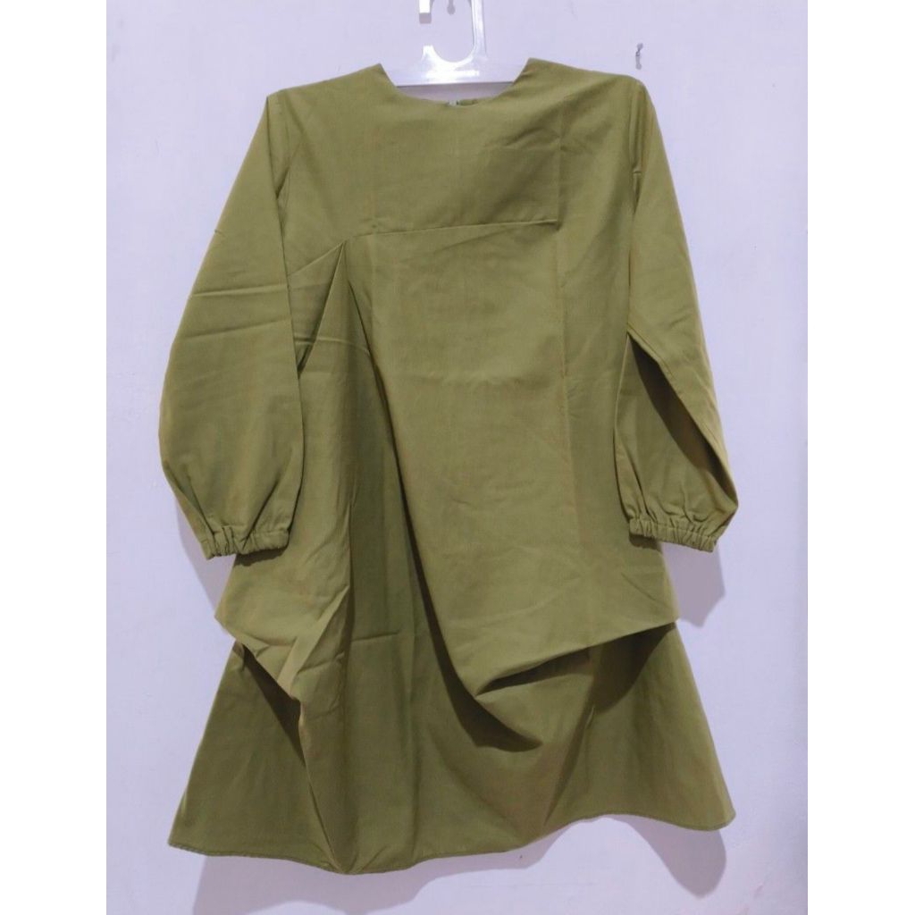 Atasan Hijau Susan Huda