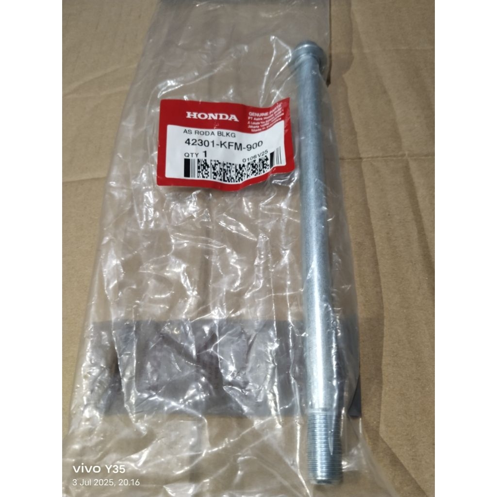 42301KFM900 AS RODA DEPAN SCOOPY K93 BAN DONAT TAHUN 2017-2025 ORIGINAL AHM