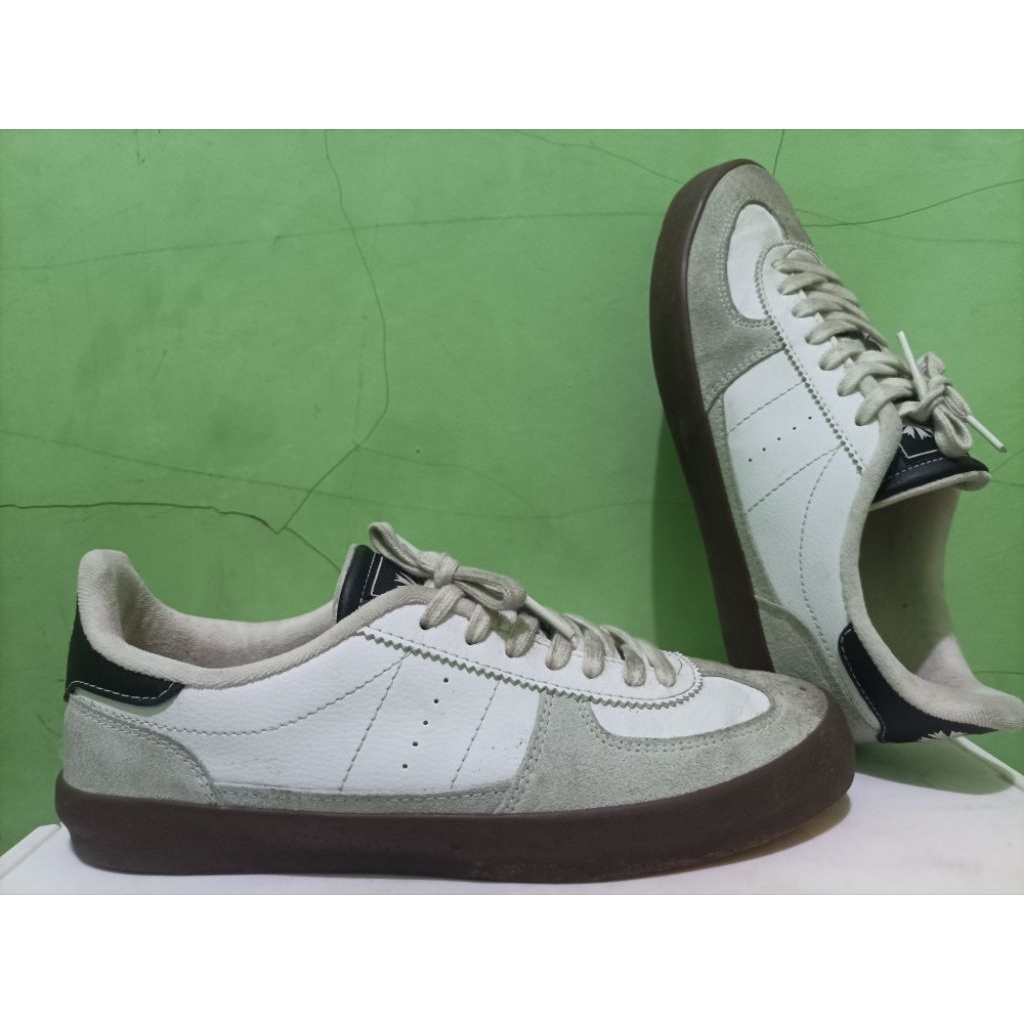 sepatu casual gozeal putih mix abu