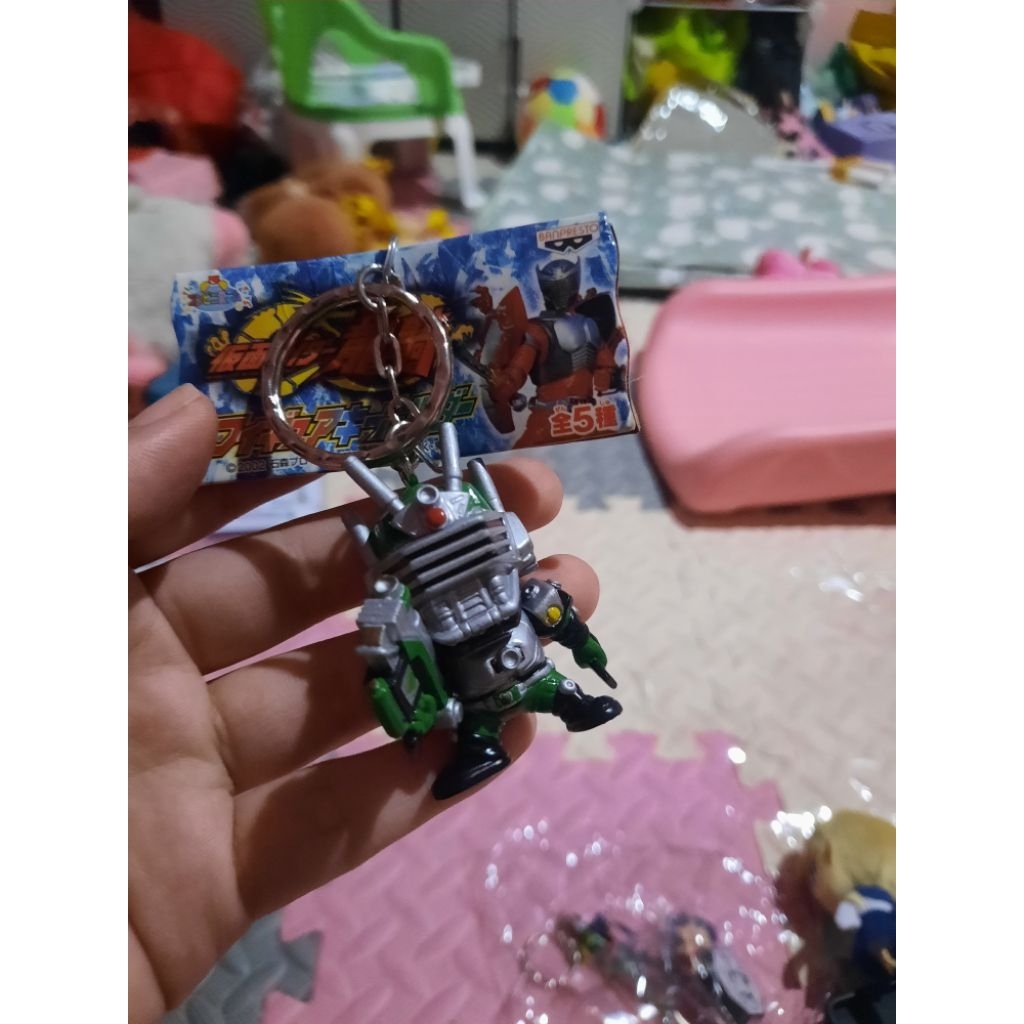 Kamen Rider Keychain Kamen Rider Zolda Kamen Rider Ryuki Keychain