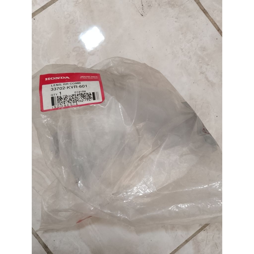 33702KVR601 Mika Lampu Belakang Putih Bening Honda Revo Lama Old 100 Original AHM 33702-KVR-601