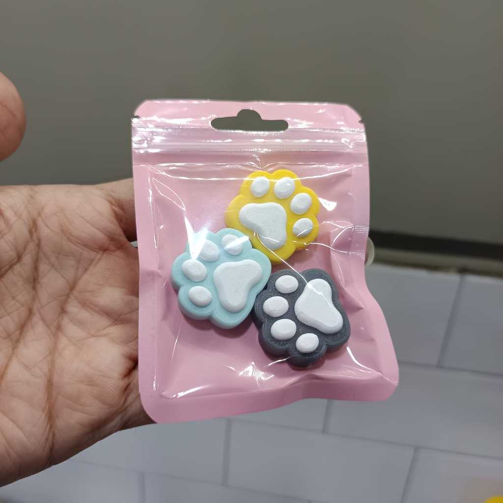 Tempelan Kulkas Cap Kaki Kucing / Tempelan Kulkas Kunci Unik / Magnet Kulkas Unik / Magnet Kucing / 