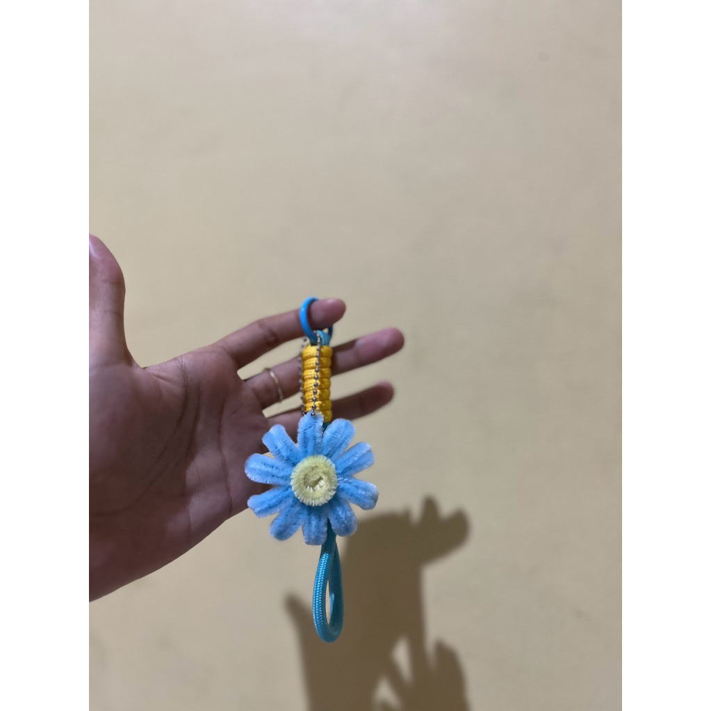 Gantungan Kawat Bulu/Strap HP Kawat Bulu