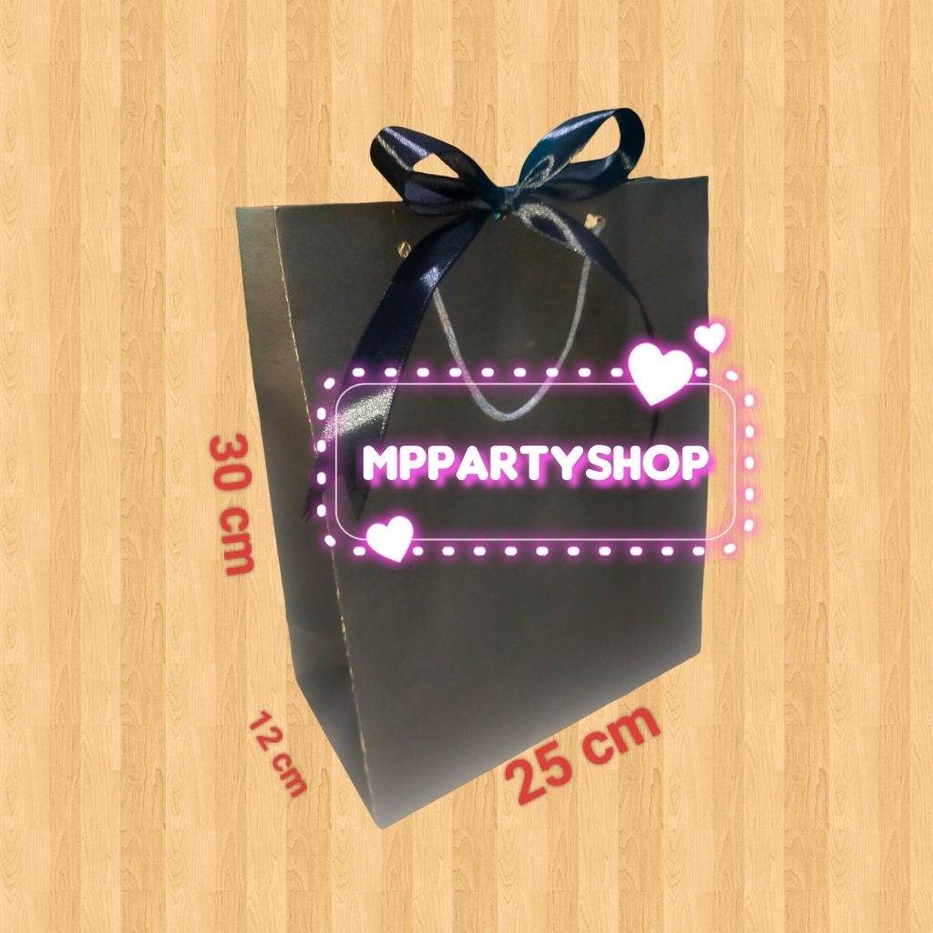 

paper bag polos hitam 25x12x30 cm / paper bag polos hitam