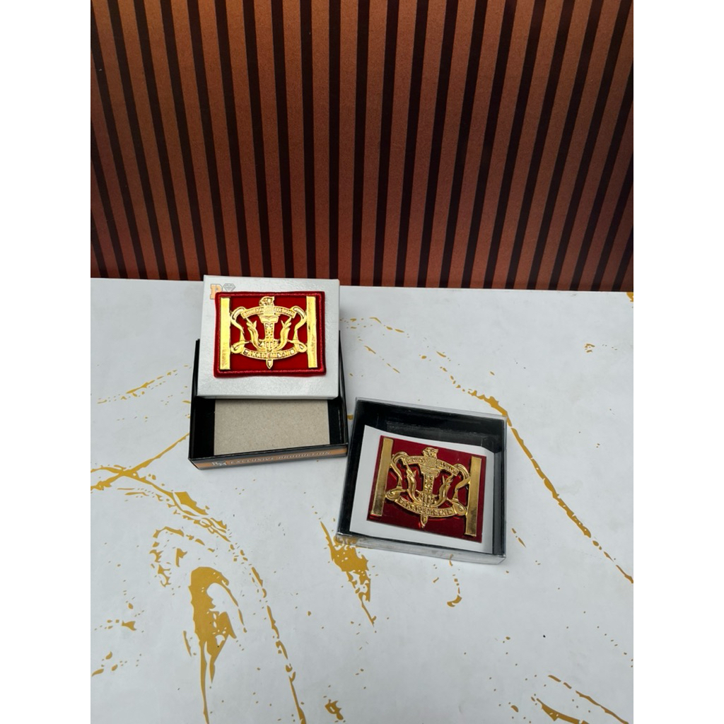 PATAKA AKMIL| EMBLEM BARET EMAS AKADEMI MILITER, EMBLEM BARET AKADEMI TNI