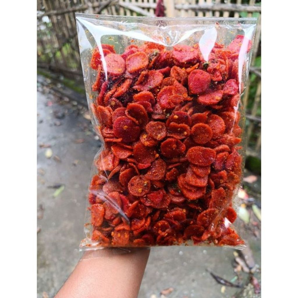 

sosreng/kripik sosis goreng rasa pedas daun jeruk 250gram