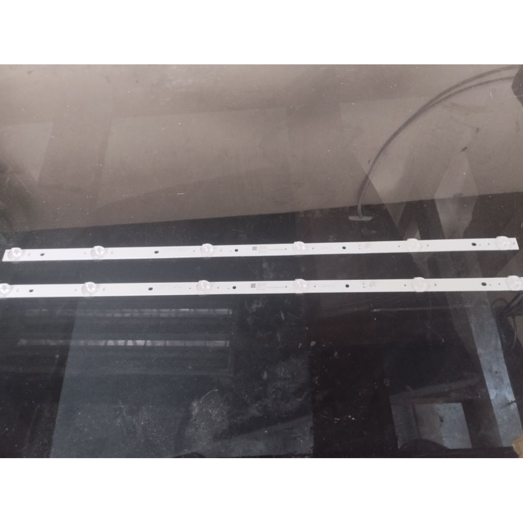 LAMPU Backlight LED TV Coocaa 32A4