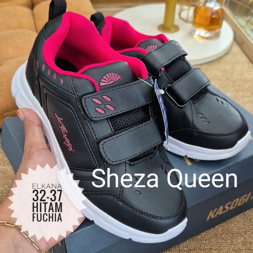 Sepatu Hitam Sekolah Perekat Kasogi