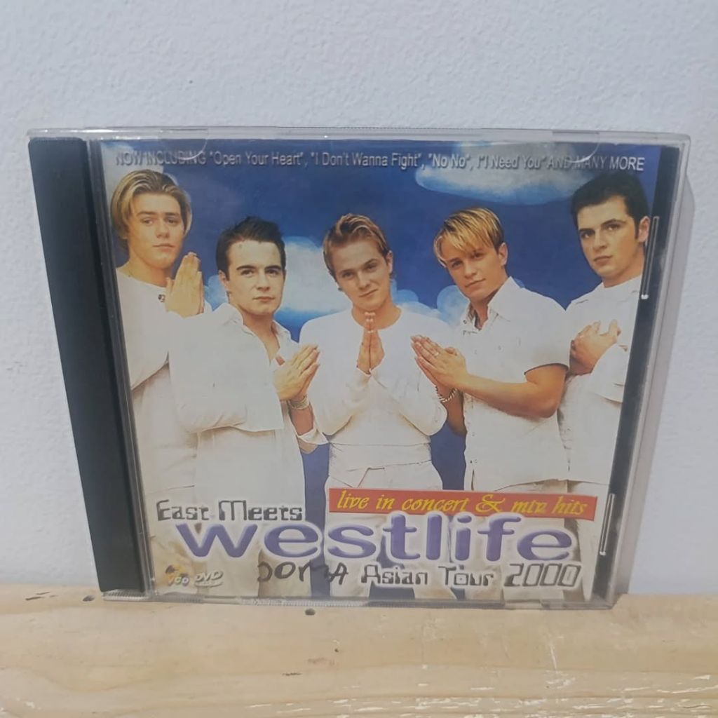 VCD WESTLIFE - East Meets Westlife Asian Tour 2000 (Live In Jakarta & Kuala Lumpur)