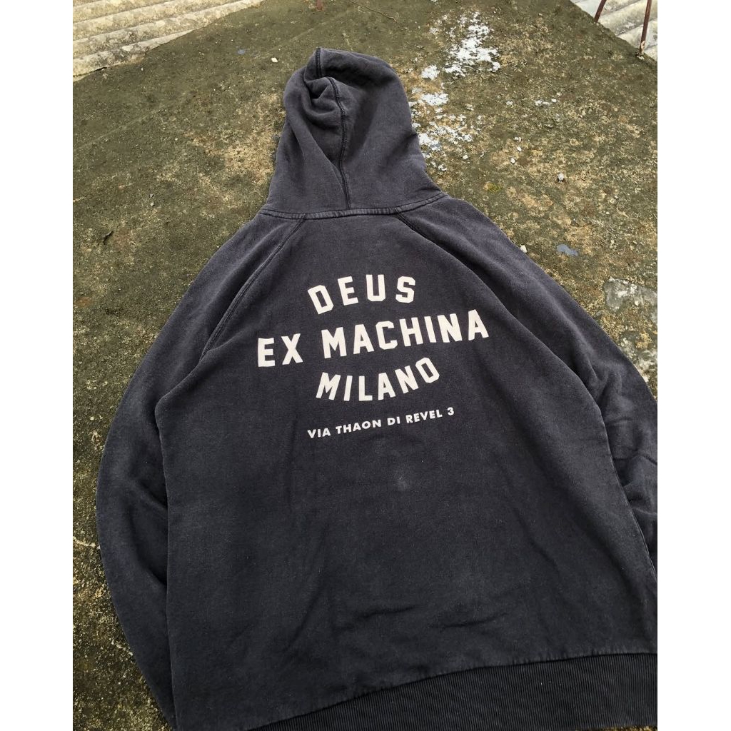 hoodie deus ex machina original
