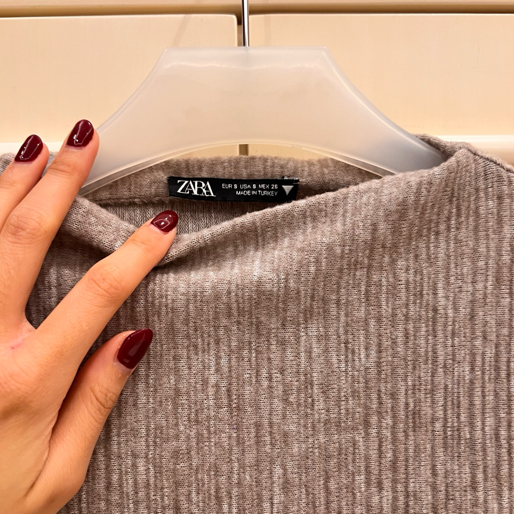 Preloved Tops - (Claude, f21, h&m, etc.)