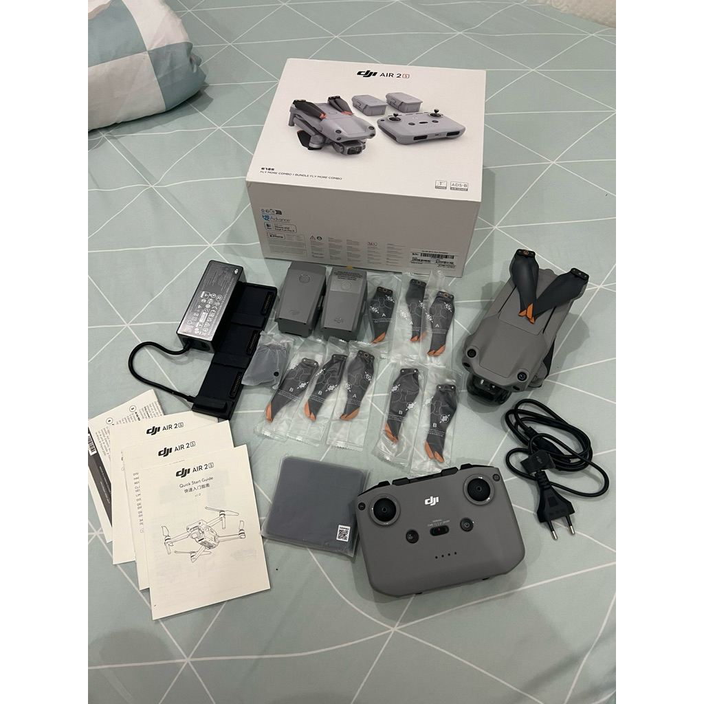DJI AIR 2s FLY MORE COMBO (EU)