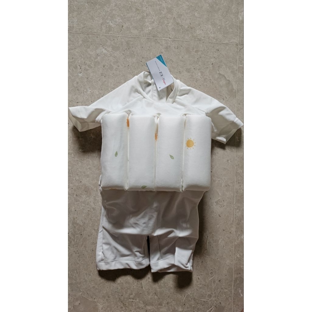 NEW❗️LeeVierra Kids x Elizabeth Zenifer Baju Renang Anak Lengan Pendek sz 2