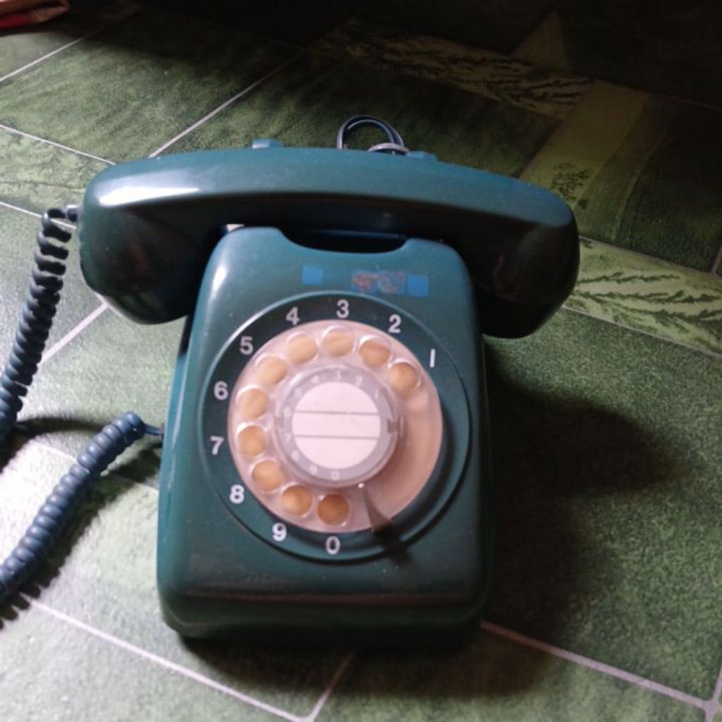 TeleponJadulPutarHijau