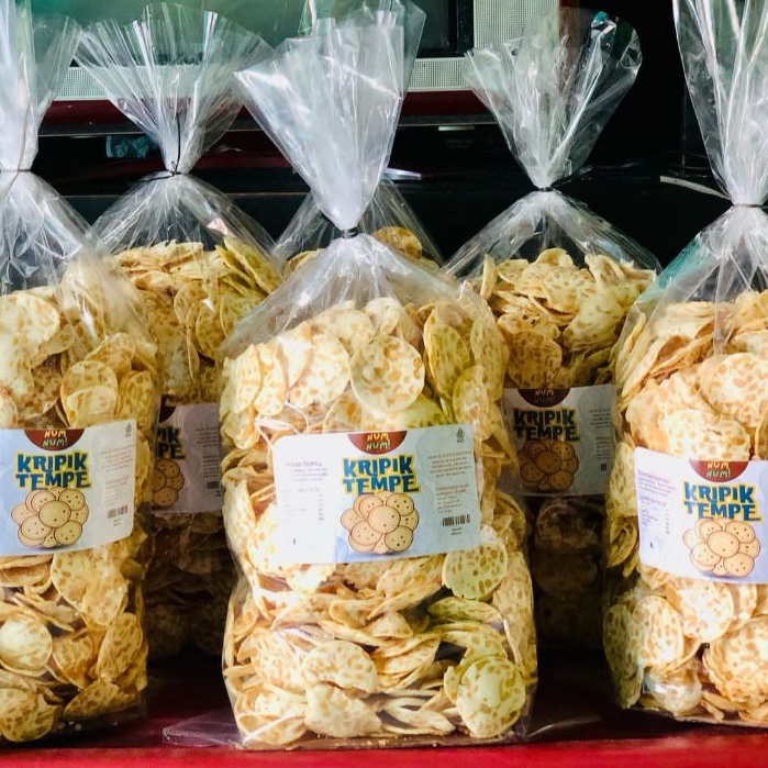 

kripik krupuk keripik kerupuk tempe sagu cemilan camilan goreng 1kg pedas asin balado gurih