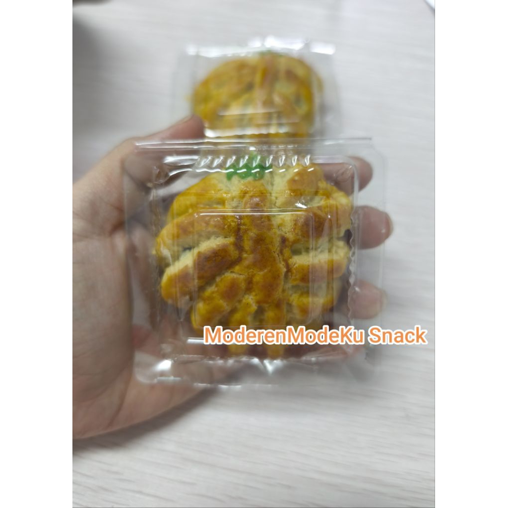 

Nastar Daun Jumbo Premium isi Nanas