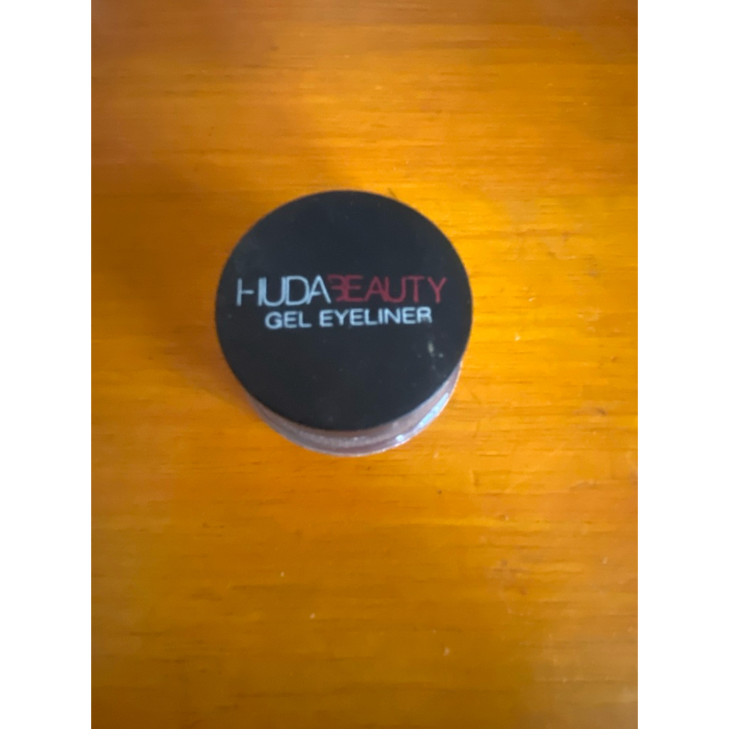 Huda Beauty Gel Eyeliner