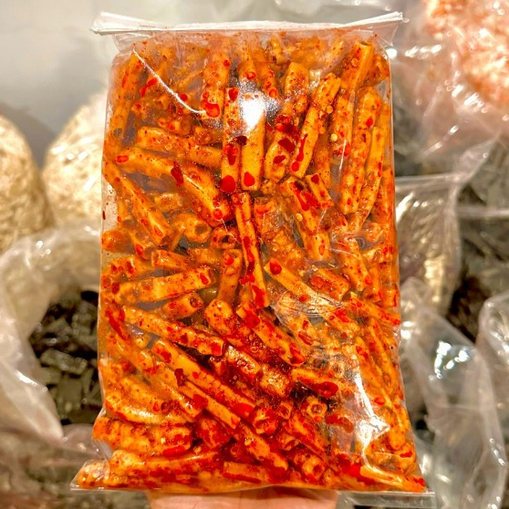 

SEBRING KERUPUK NONI NONI BUMBU PEDAS DAUN JERUK MELIMPAH