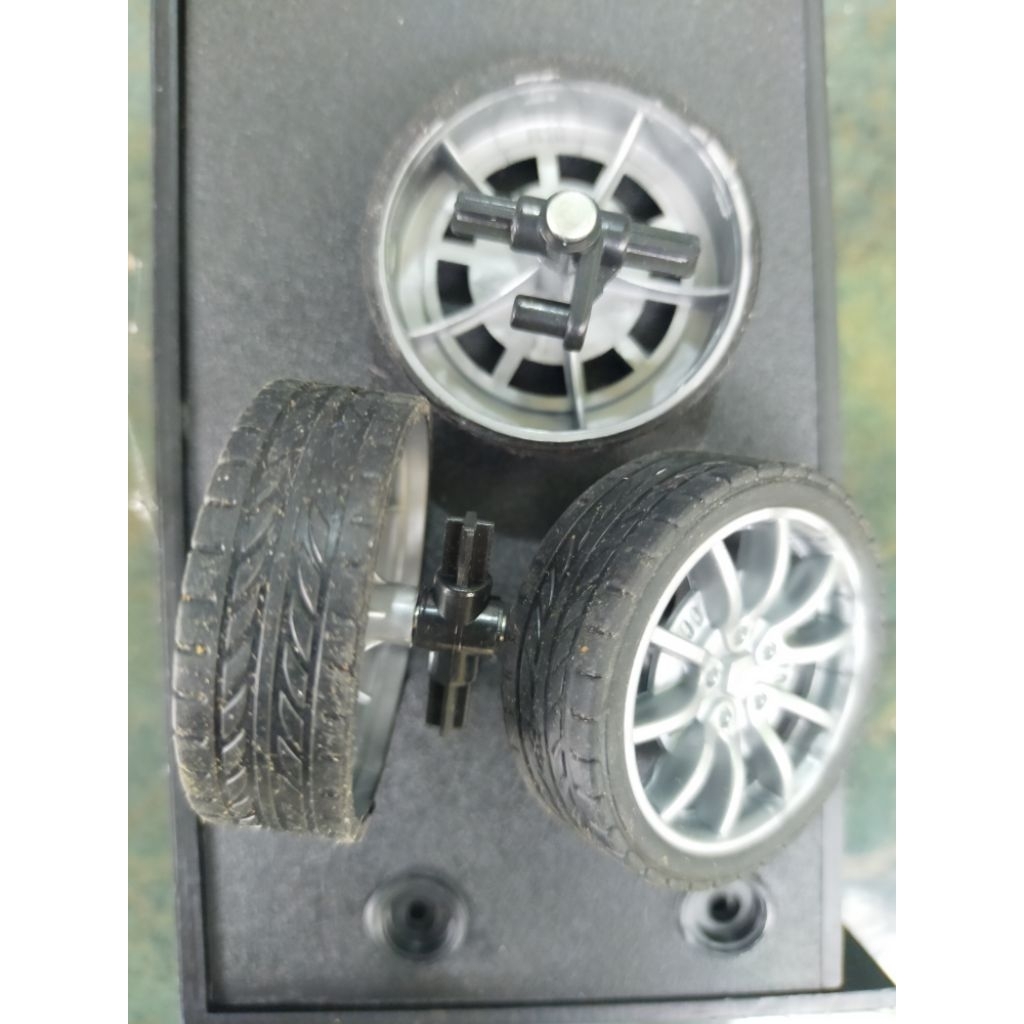 1pcs Roda ban mobil RC&KNUCKLE