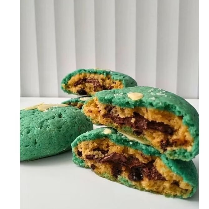 

choco monster cookies (1pcs)