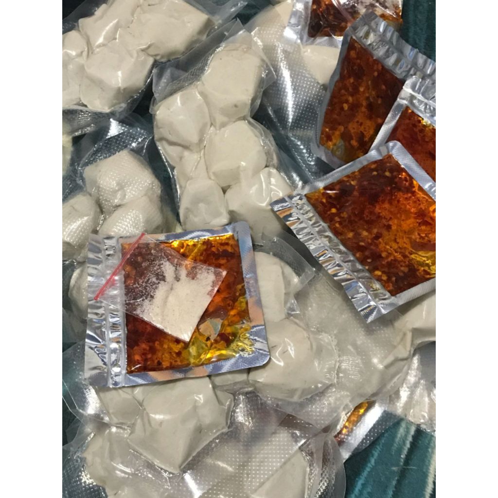 

BASRENG CHILI OIL ISI 5BIJI