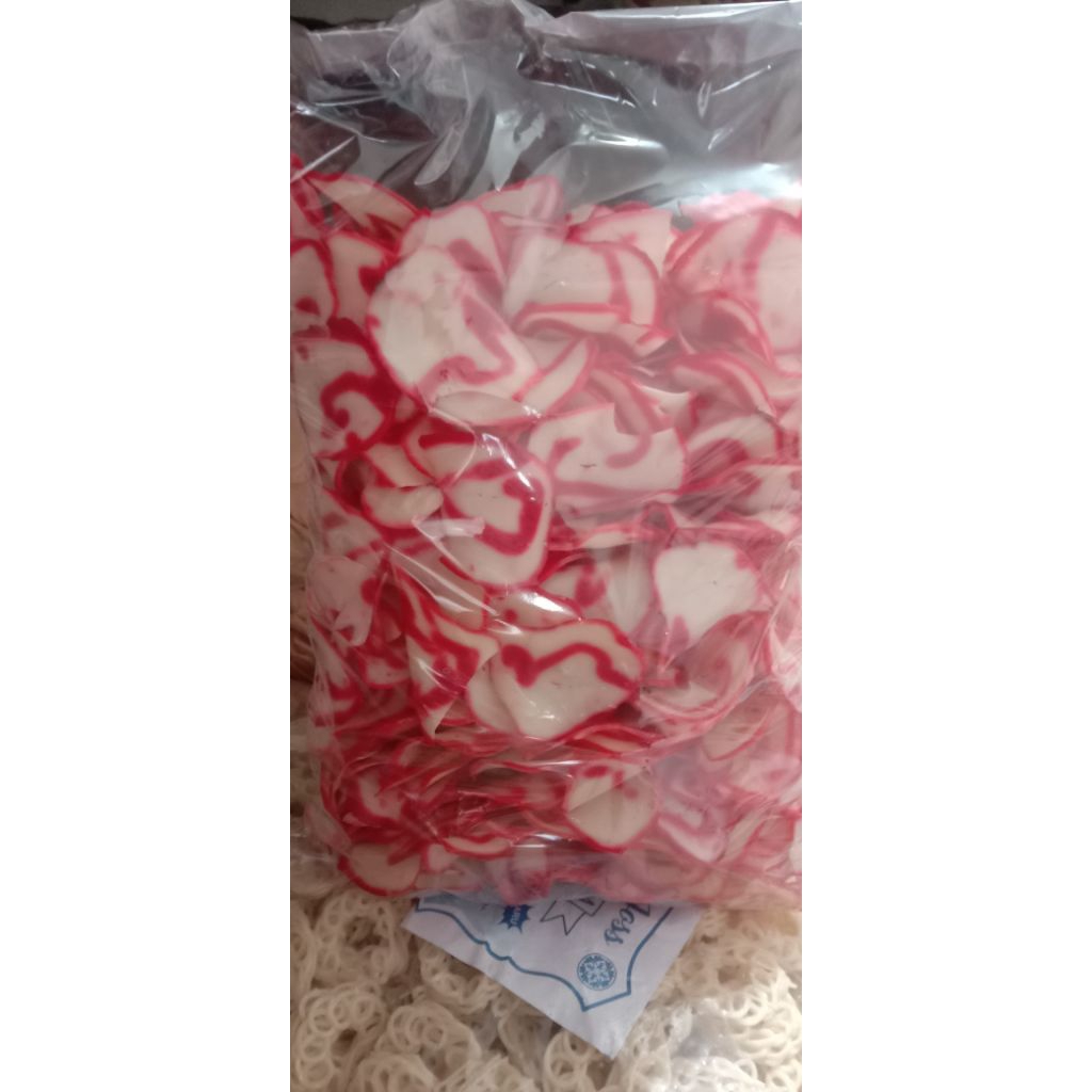

kerupuk udang mentah siap goreng