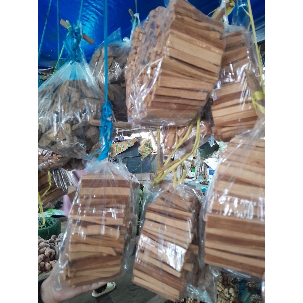

100% ASLI ORIGINAL AKAR BAJAKAH MERAH 1KG & 200GR