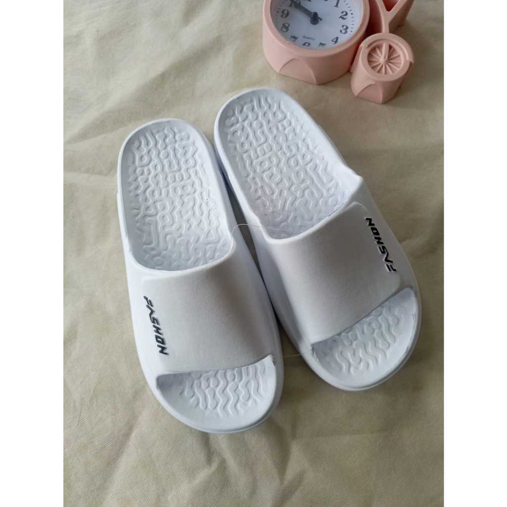 Sandal slip on pria dewasa EH2024 size 38-43 sandal selop warna putih