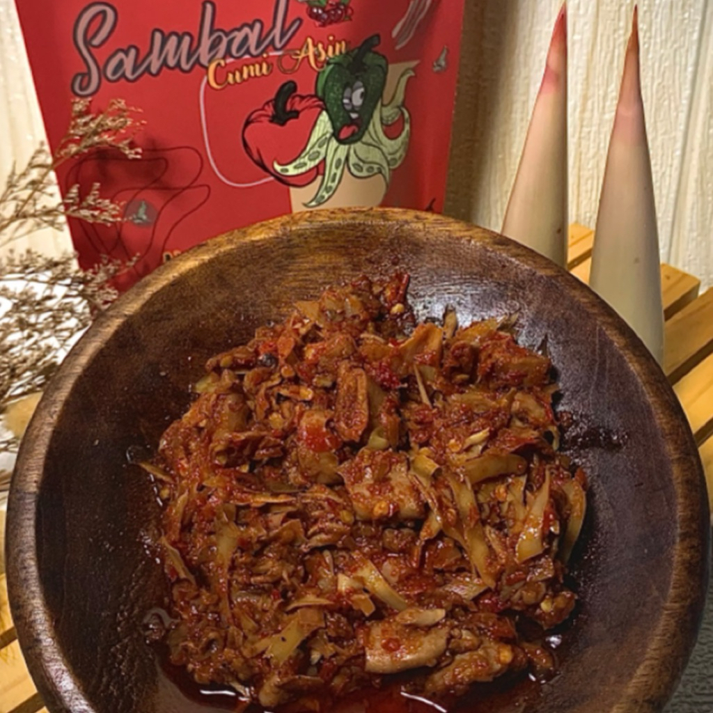 

Sambal Cumi Asin Kecombrang 150 gram - aileenberylfood