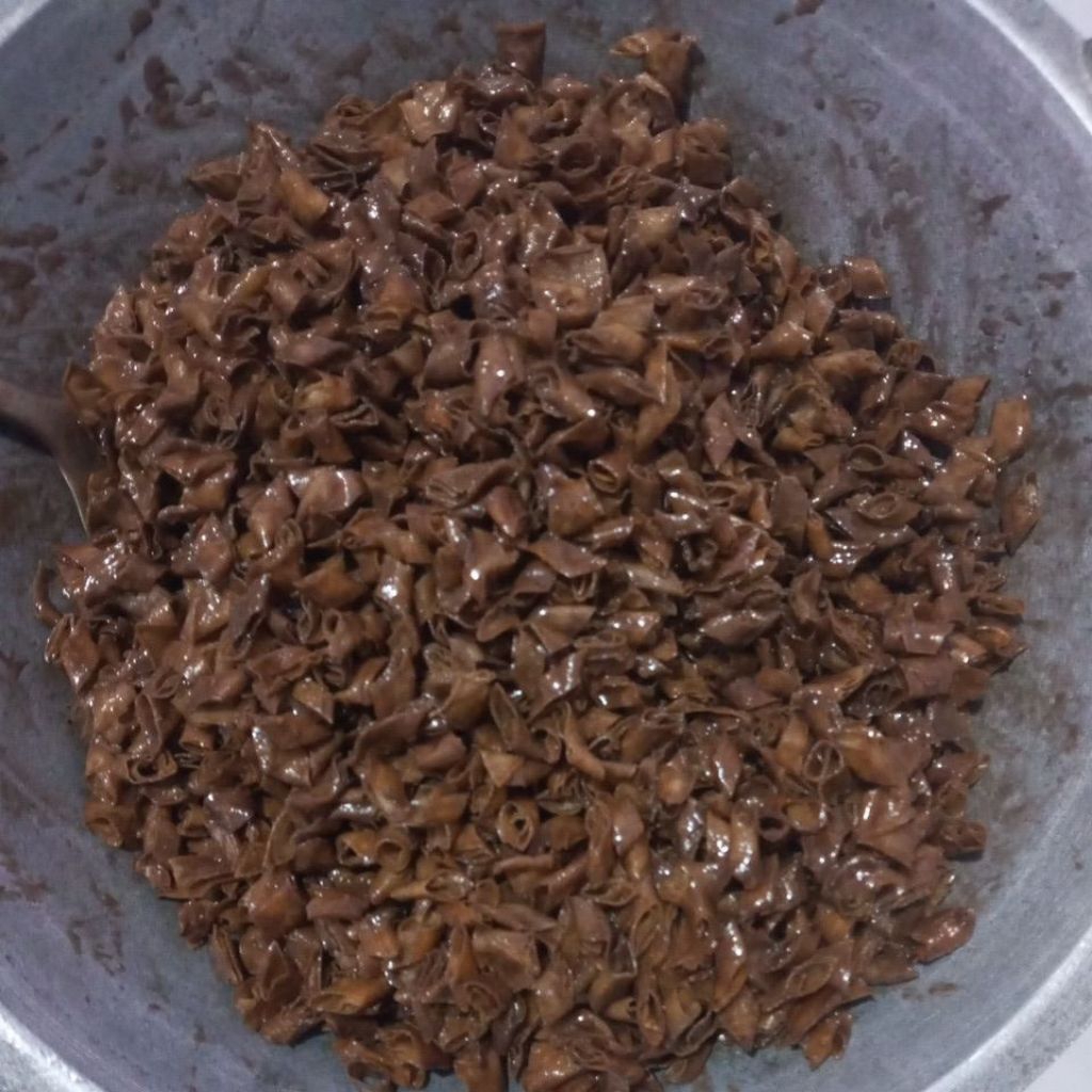 

jajanan rumahan lumpia coklat 100gr