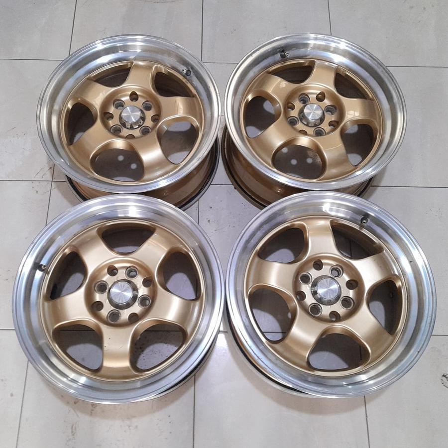 Velg Mobil Bekas Racing Hsr Brisket Ring 16 Lebar 7 Et42 Pcd 8x100/114,3
