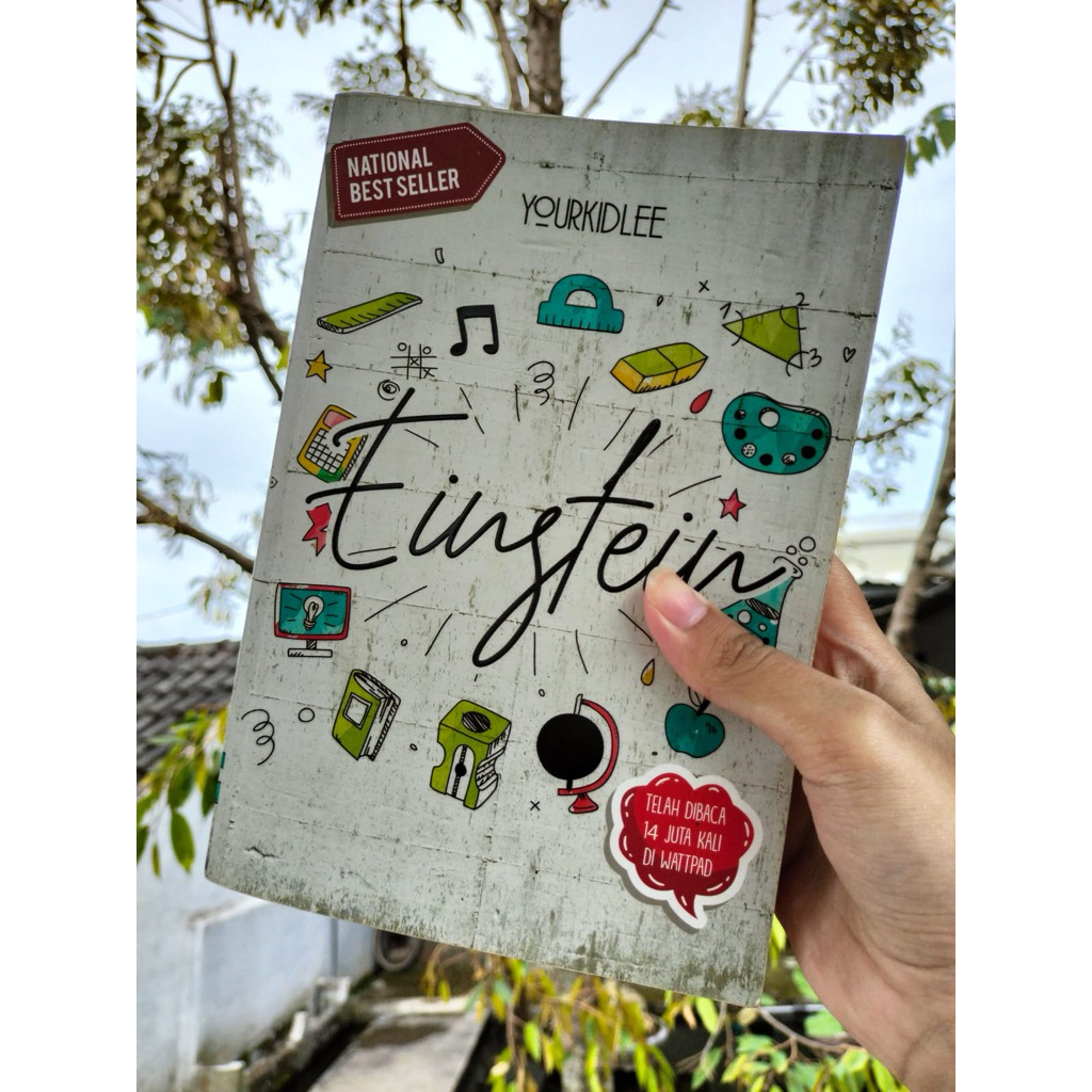 PRELOVED EINSTEIN BY YOURKIDLEE