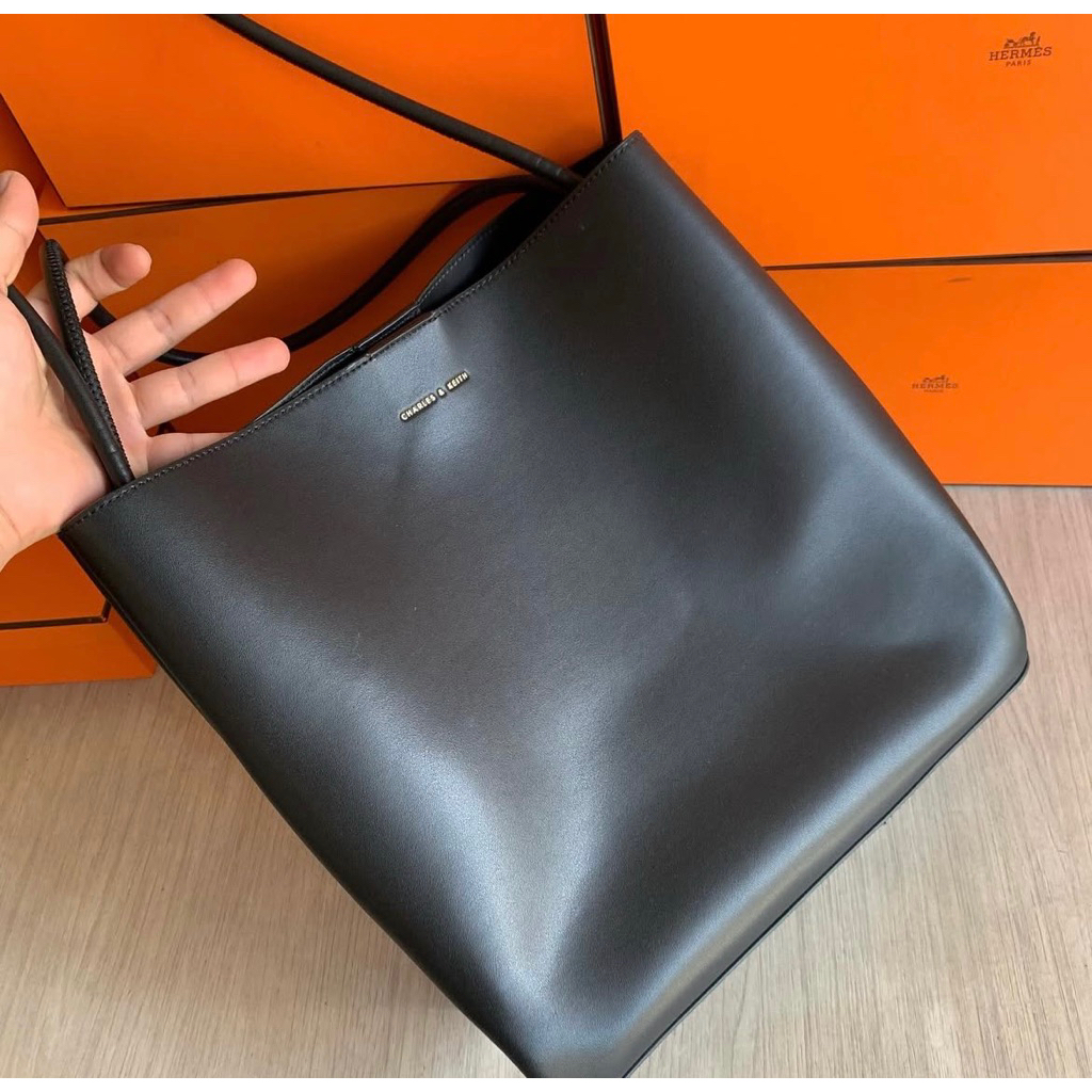 Charles & keith tote/shoulder bag