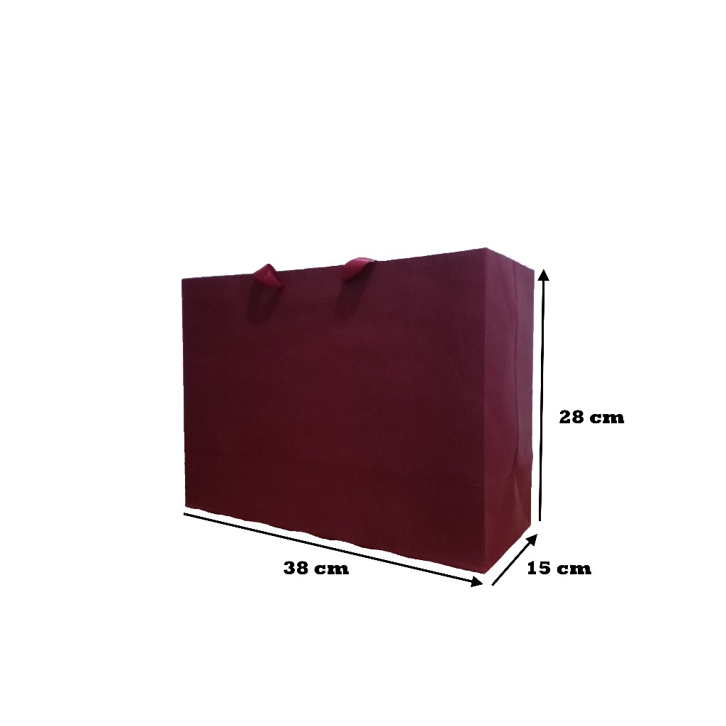 

PaperBag - Warna Maroon (Bahan Hawai -210 gr ) - 38cm x 15cm x 28cm