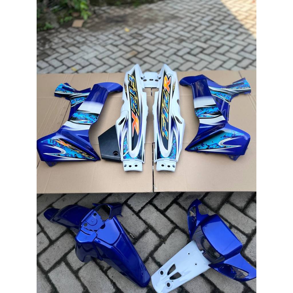 TERLARIS PAKET COVER BODY SET FIZ R F1ZR BIRU PUTIH 2005 MODEL ORIGINAL BAGUS BERKUALITAS