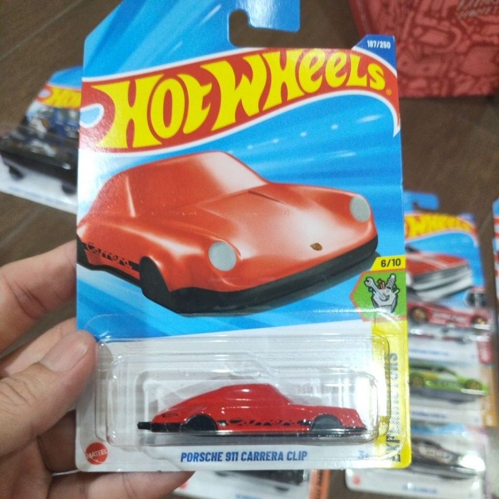 Hot Wheels Porsche 911 Carrera Clip