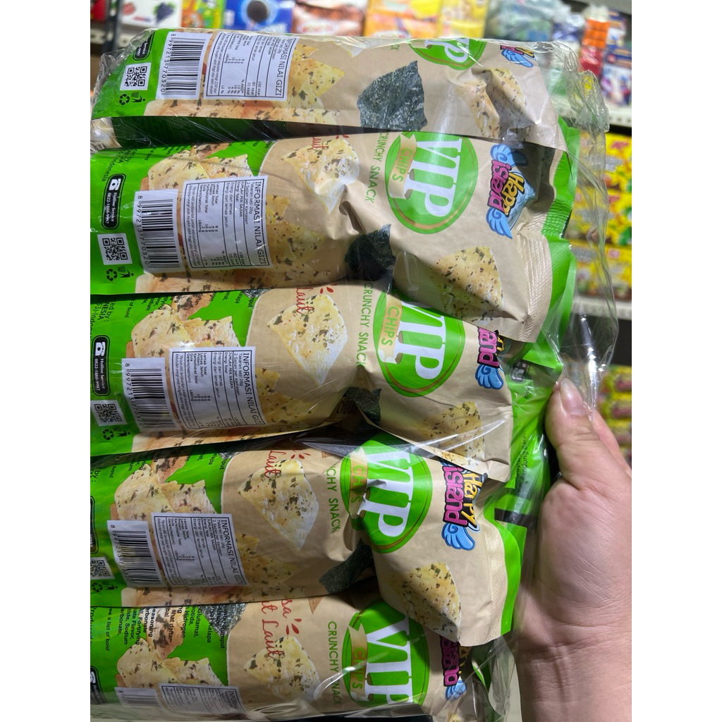 

Chiki VIP rasa rumput laut 1 pack isi 10 pcs