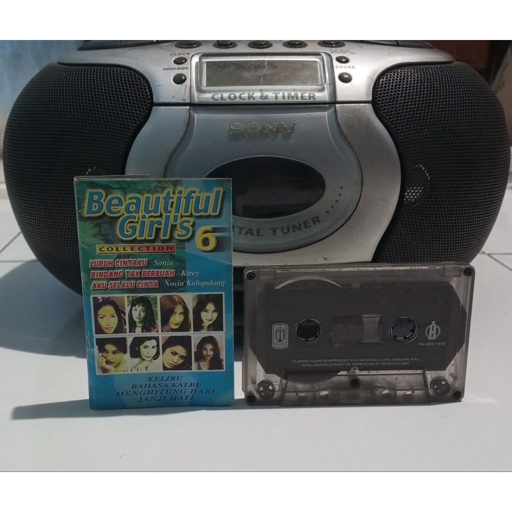 Kaset Pita Beautiful Girls