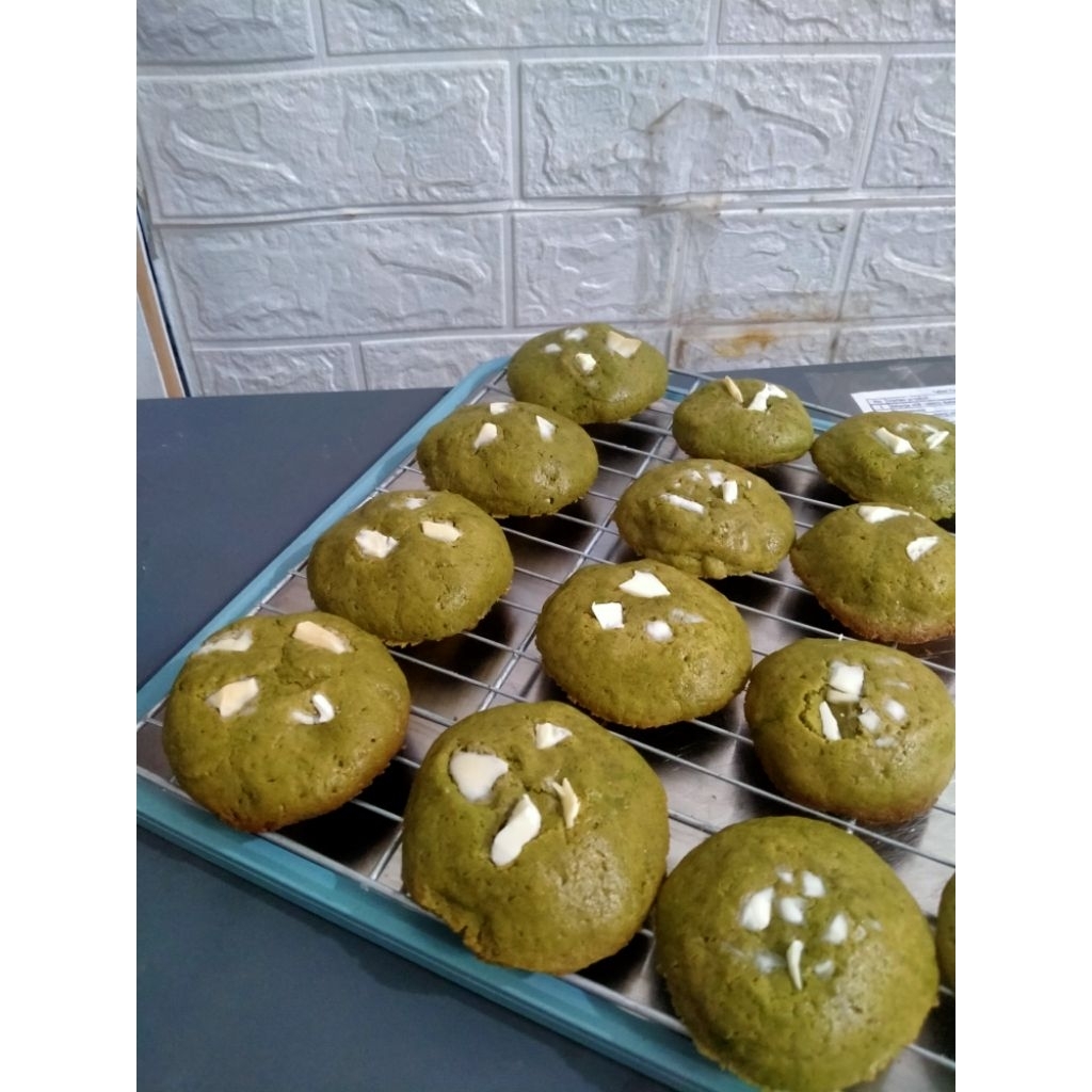 

Soft Cookies Matcha cheese, Choco Chip, Cookie Cream dan Red Velvet snack dan hampers