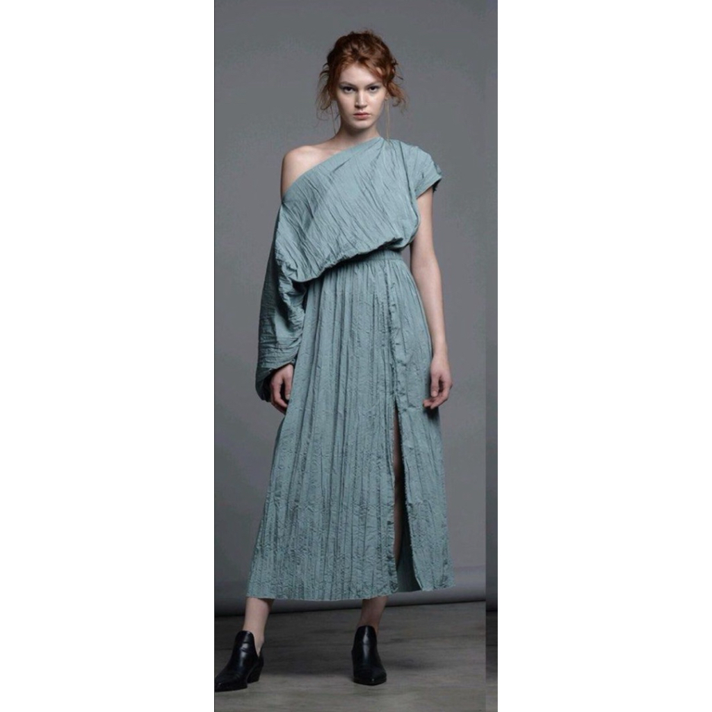 Peggy Hartanto dress