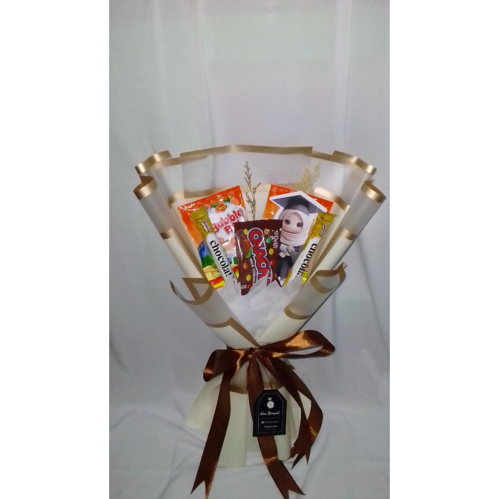 "Bouquet Snack kecil isi 5 - Hadiah manis untuk orang terkasih"